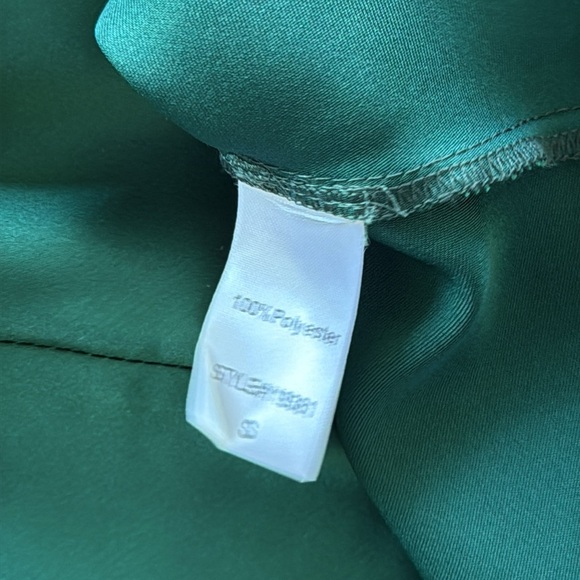 DO+BE Emerald Satin Camisole Rhinestone Spaghetti Strap Gorgeous Jewel Tone Cami - Picture 10 of 15
